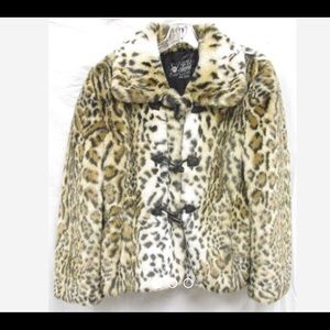 Dress like a French girl!